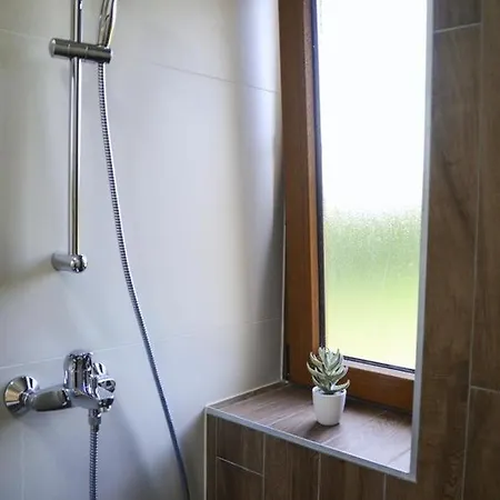 House In With Terrace, Air Conditioning, Wifi, Washing Machine 펜션 *
