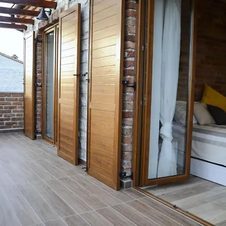 House In With Terrace, Air Conditioning, Wifi, Washing Machine * Svetvinčenat